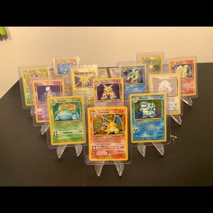 Complete Base Set Pokemon Cards (Without trainers)